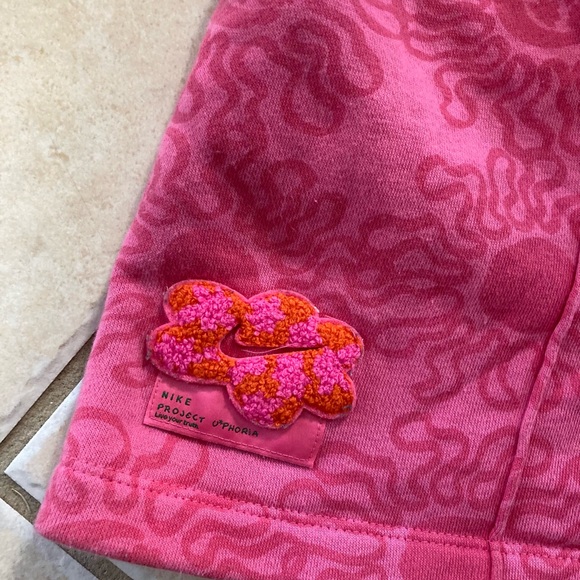 Women’s Nike Shorts Size Medium Pink & Orange (O-) - Picture 2 of 5